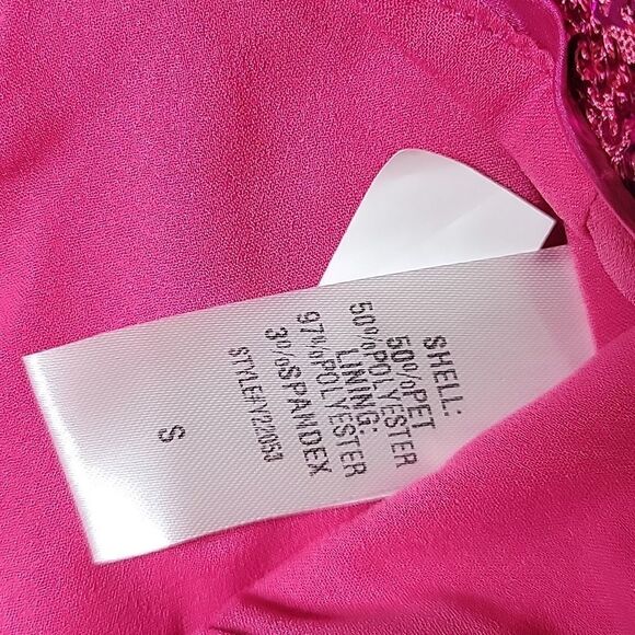 DO+BE Berry Pink Sequin Viola Mini Skirt - Picture 3 of 5